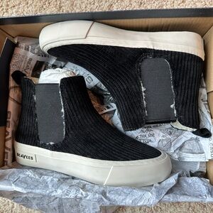 SeaVees Black Corduroy Laguna Chelsea Boot NWT size 5